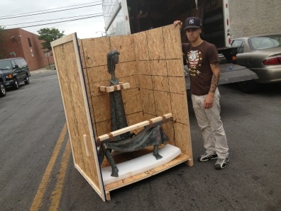 gallery/crating/antique_piece_custom_crating_on_site_2053.jpg