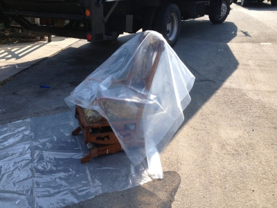 gallery/crating/custom_crate_antique_chair_for_domestic_shipping_1_1533.jpg