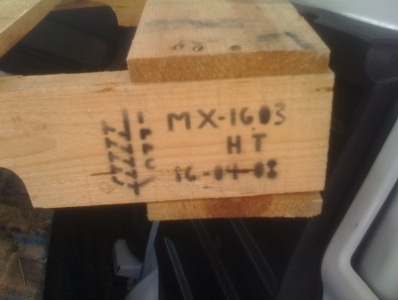 gallery/palletizing/international_wooden_pallet_3_2116.jpg