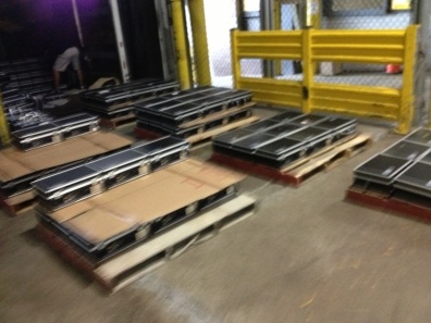 gallery/palletizing/palletizing_expensive_cases_for_domestic_shipping_1_2316.jpg