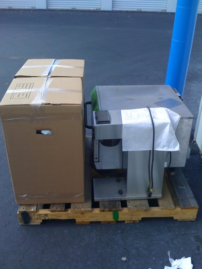 gallery/palletizing/shrink_wrap_palletizing_services_336.jpg