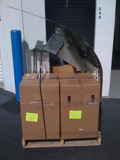 gallery/palletizing/shrink_wrap_palletizing_services_346.jpg