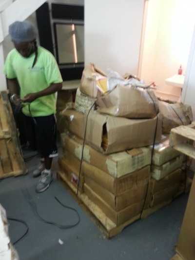 gallery/palletizing/shrink_wrapping_palletizing_packing_service_inc_5_2646.jpg